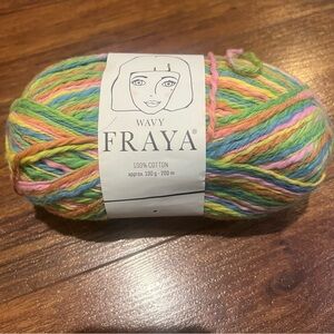 NEW Fraya Wavy Multicolor Yarn 100 % cotton 100g 200 meters Knit Crochet
